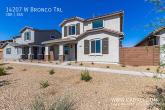 14207 W Bronco Trl in Surprise, AZ - Building Photo - Building Photo