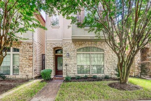 9113 Creekstone Lake Dr in Houston, TX - Building Photo