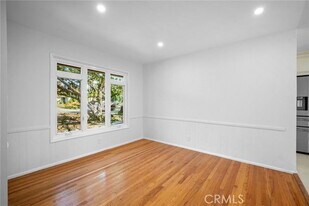 685 Rim Rd in Pasadena, CA - Building Photo