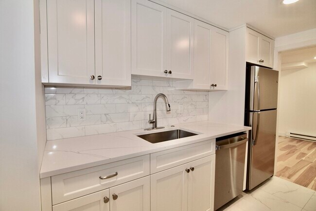 72 Longwood Ave in Brookline, MA - Building Photo - Building Photo