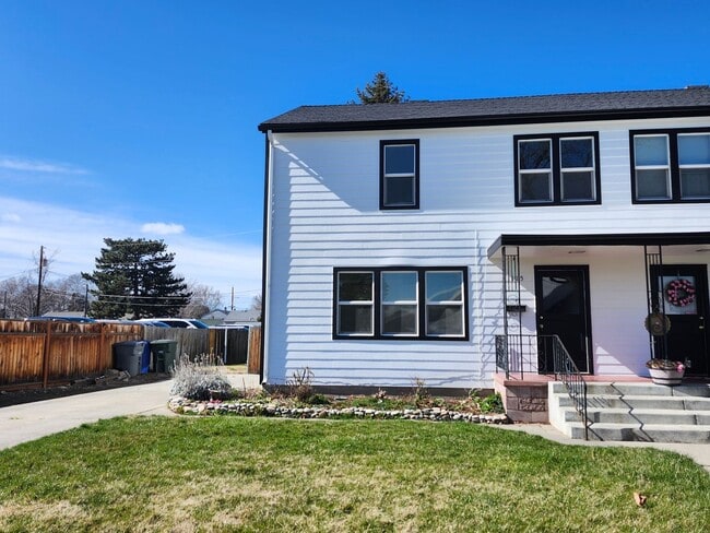 1115-1117 Long Ave in Richland, WA - Building Photo - Building Photo