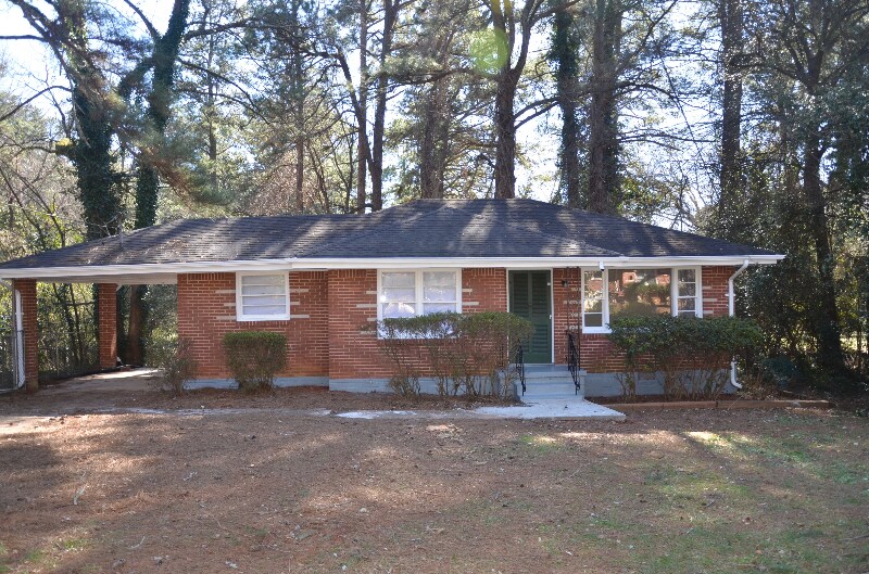 3411 Lark Ln in Decatur, GA - Building Photo