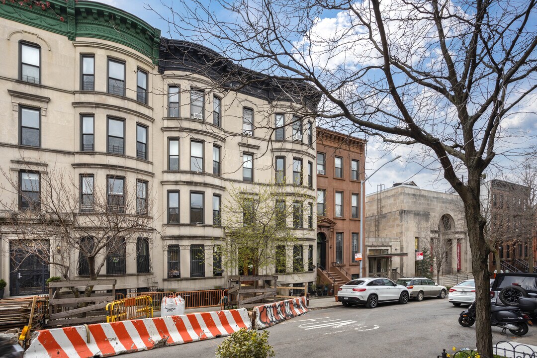 164 Sterling Pl in Brooklyn, NY - Foto de edificio