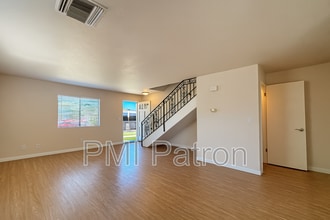 10784 Pine St in Los Alamitos, CA - Building Photo - Building Photo