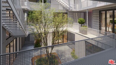 1500 S Barrington Ave-Unit -100d in Los Angeles, CA - Building Photo - Building Photo