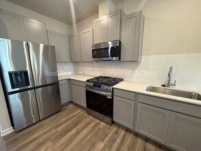 3155 Fall Hls Dr in Winston-Salem, NC - Building Photo - Building Photo