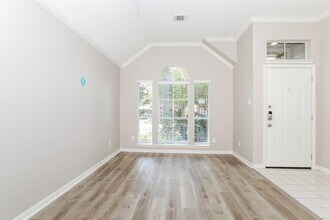 8310 E Copper Lakes Dr in Houston, TX - Building Photo - Building Photo