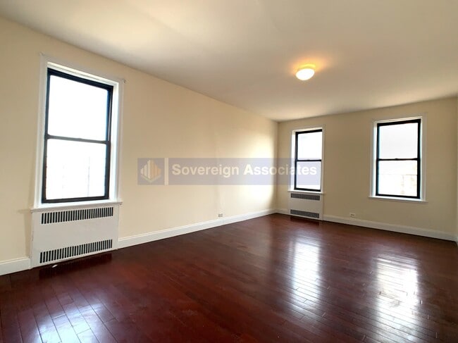 property at 55 Cooper St