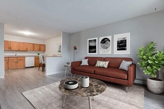 Silverwood Terrace in Yorkton, SK - Building Photo - Building Photo