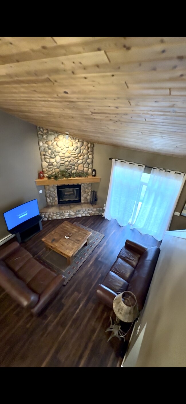 130 Starlight Dr, Unit Big Sky Retreat in Big Sky, MT - Foto de edificio - Building Photo