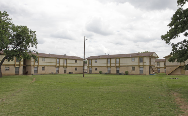 Prince Hall Apartments in Dallas, TX - Building Photo - Building Photo