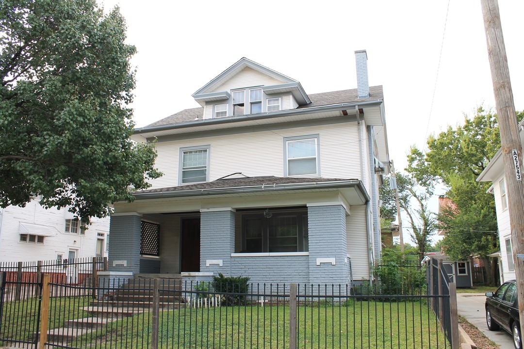 3323 Victor Pl in Wichita, KS - Building Photo