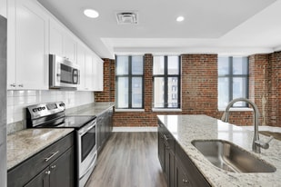 The Residences at Barnett in Jacksonville, FL - Building Photo