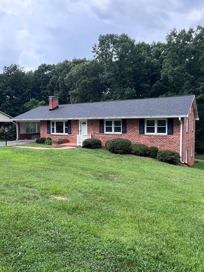 property at 267 Mountain Peak Dr