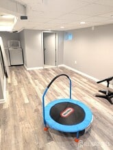 651 Crescent Dr in Bound Brook, NJ - Building Photo - Building Photo