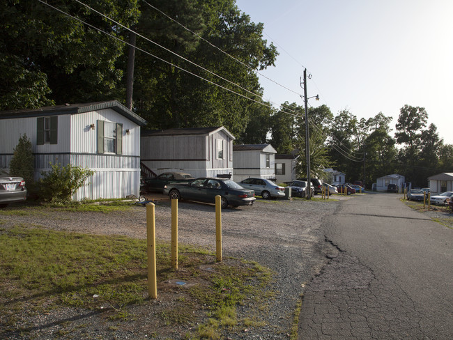 Airport Mobile Home Park in Chapel Hill, NC - Building Photo - Building Photo