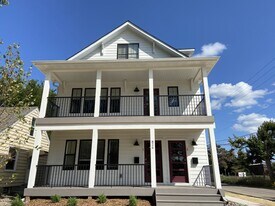 869 19th Ave SE in Minneapolis, MN - Building Photo