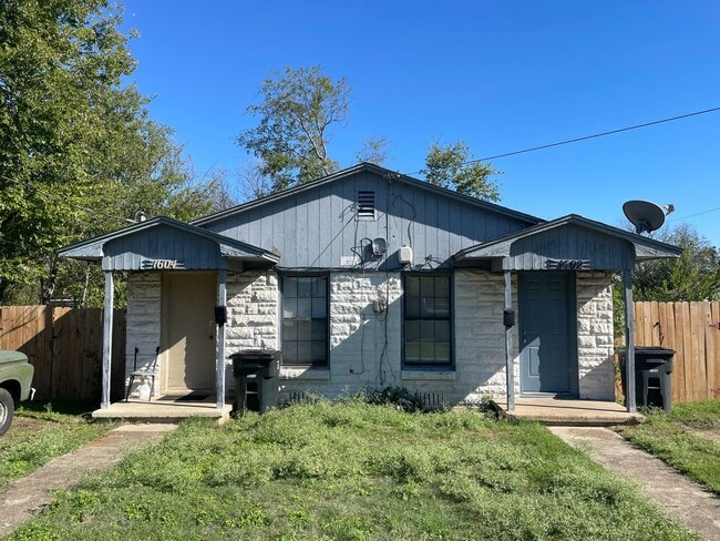 property at 1602-1604 N Park St