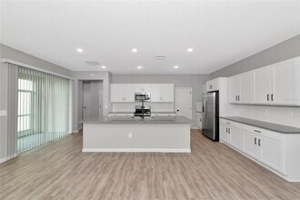 12690 Cades Bay Cir in Lakewood Ranch, FL - Building Photo - Building Photo