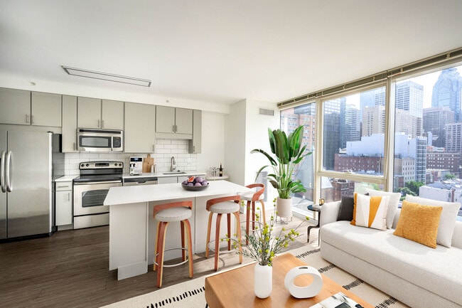 2116 Chestnut in Philadelphia, PA - Building Photo - Building Photo