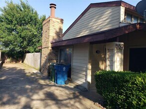 557 Prairie Dell St in Lewisville, TX - Building Photo - Building Photo