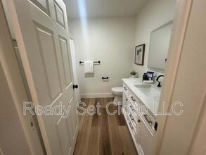 156 W High St in Circleville, OH - Building Photo - Building Photo