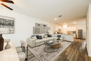 10915 Juliette Pass in Converse, TX - Building Photo