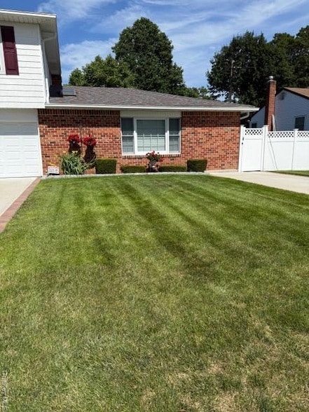 property at 456 S 16th St