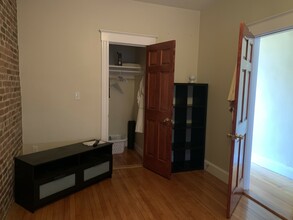 9 Farrington Ave, Unit 9 in Boston, MA - Building Photo - Building Photo