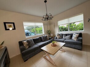 311 NW 95th St in Miami, FL - Building Photo - Building Photo
