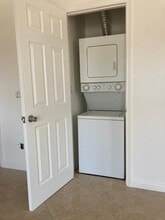 1801 Victory W Blvd in Burbank, CA - Building Photo - Building Photo