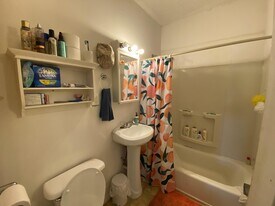 886 Huntington Ave, Unit 7 in Boston, MA - Building Photo