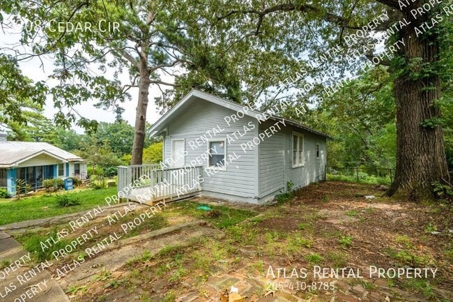 308 Cedar Cir in Adamsville, AL - Foto de edificio - Building Photo