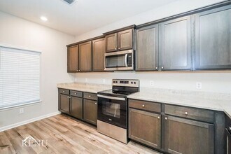 127 Palomino Bnd Dr in Newark, TX - Building Photo - Building Photo