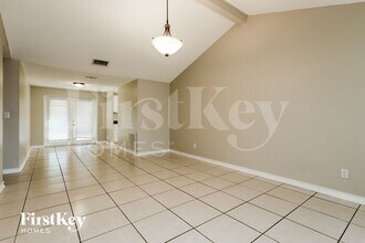 6803 Fernfield Ct in Tampa, FL - Building Photo - Building Photo