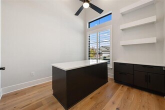 6216 Bower Wl Rd in Austin, TX - Building Photo - Building Photo