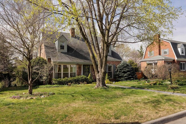 property at 1265 Hillcrest Dr