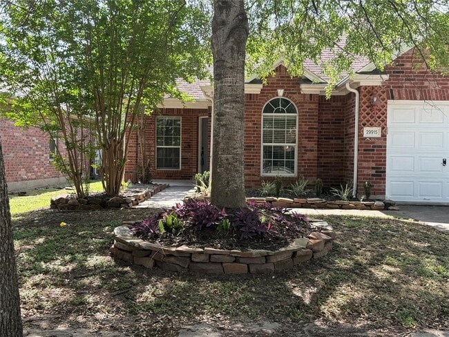 property at 29915 Sunwillow Creek Dr