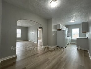 723 Ella St in Beatrice, NE - Building Photo - Building Photo