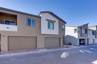 1541 Emilia Xing Pl in Henderson, NV - Building Photo - Building Photo