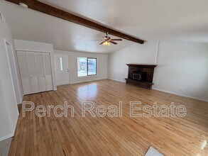 105 S Kendall St in Lakewood, CO - Building Photo - Building Photo