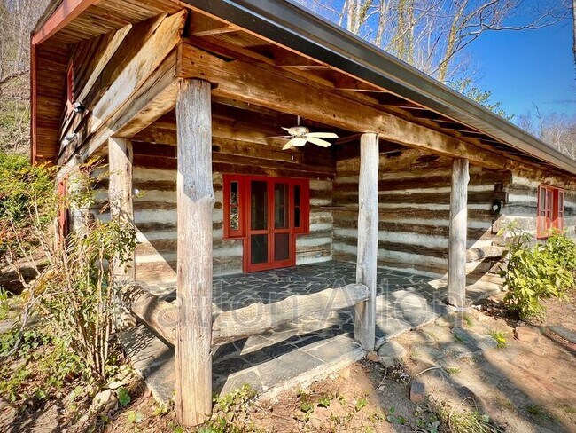 property at 3 Wayside Rd
