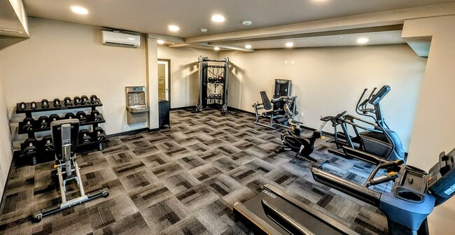 Kingswood Village in Tumwater, WA - Building Photo - Building Photo