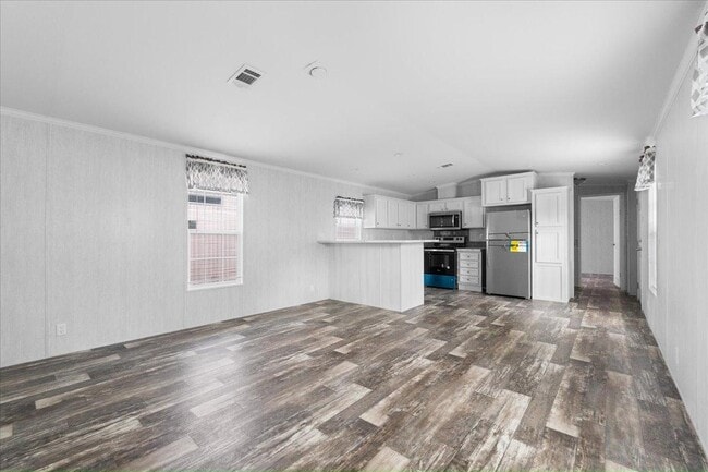 414 N Ridgewood Ave in Edgewater, FL - Building Photo - Building Photo
