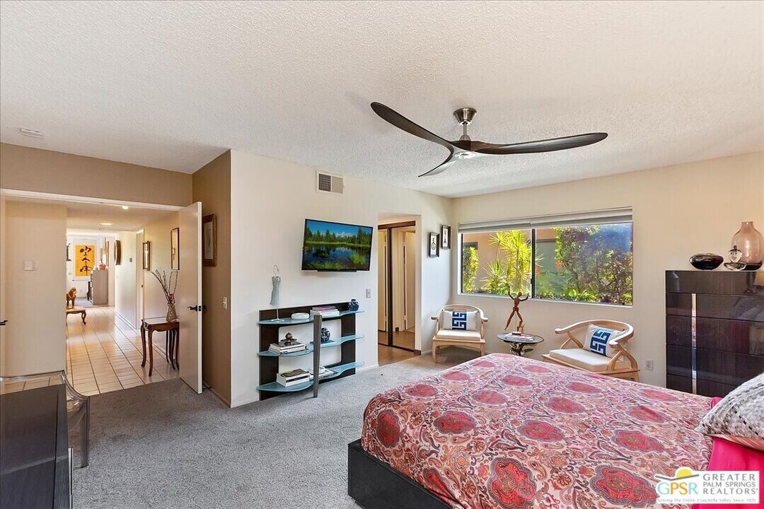 1326 Tiffany Cir N in Palm Springs, CA - Building Photo