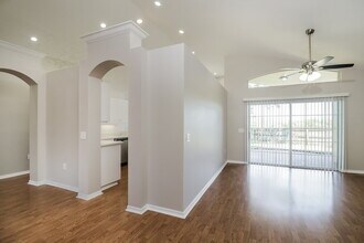 3157 Oakpark Dr in Lakeland, FL - Building Photo - Building Photo