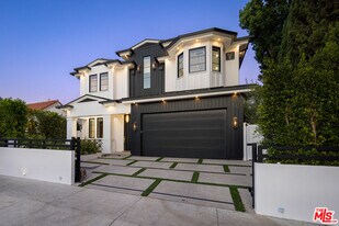 806 N Gardner St in Los Angeles, CA - Building Photo