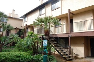 1166 Decker St in El Cajon, CA - Building Photo