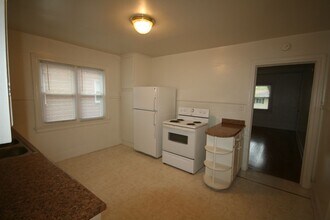 1406 W Chapel Hill St in Durham, NC - Building Photo - Building Photo