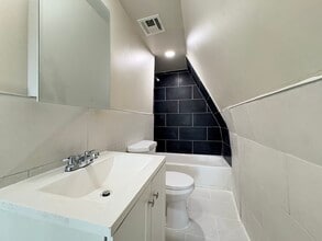 22 Dover St, Unit 3 in Newark, NJ - Building Photo - Building Photo